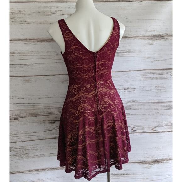 City Triangles Maroon Lace Fit and Flare Cocktail Dress 3 - Picture 2 of 4